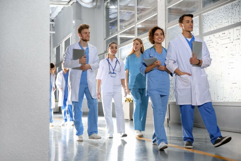 Il lavoro nelle professioni sanitarie per i profughi ucraini Centro Gulliver Varese
